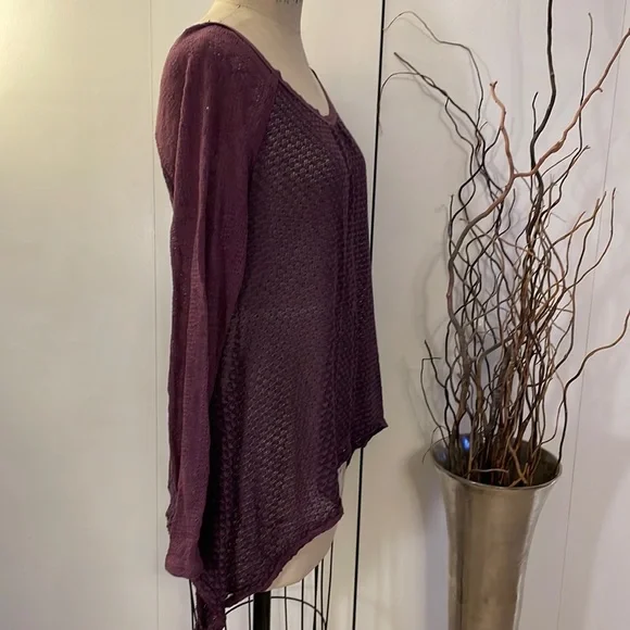 Jessica Simpson long sleeve see through wide neck lightweight sweater - Picture 6 of 7